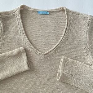 J. McLaughlin Sweater Women’s Size S Beige Italian Yarn V-Neck Blue Knit